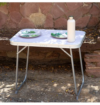 Table de camping pliante en acier 2