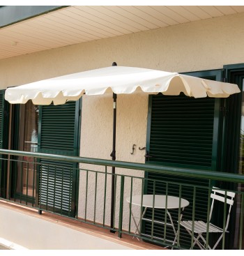 Parasol rectangulaire inclinable 200 x 125 cm couleur crème 2