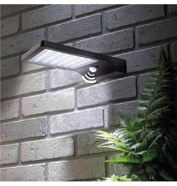 Foco solar LED 300 lúmenes con sensor de movimiento 2